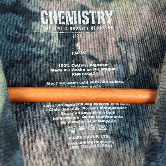 Chemistry tie dye bald eagle with aviators small graphic tee - Picture 3 of 6